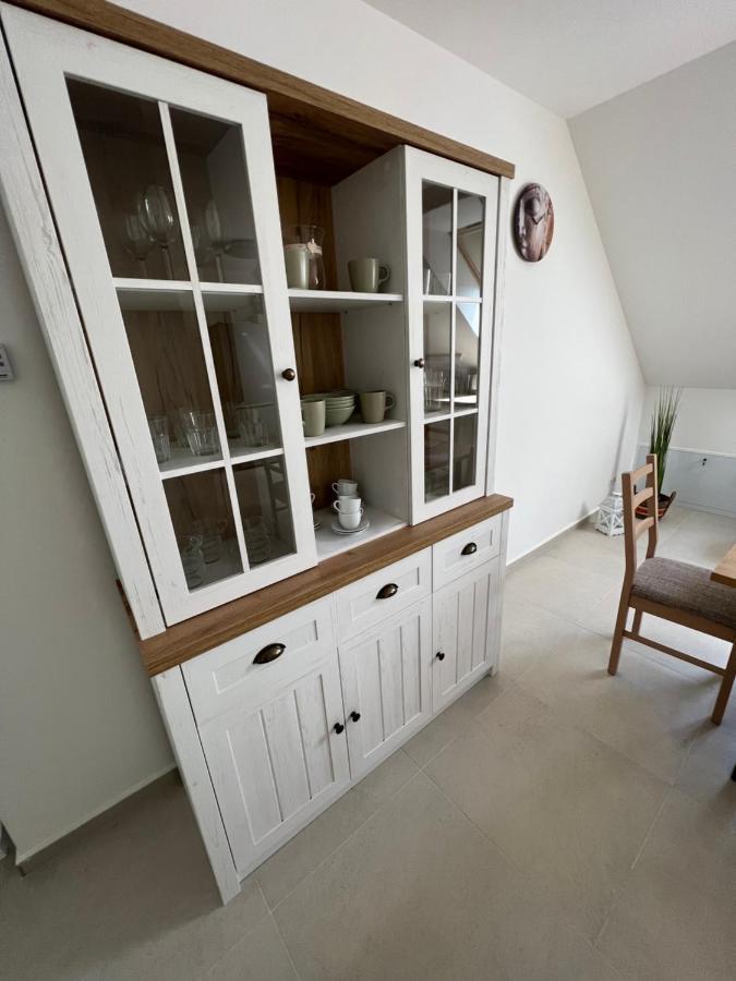 Janhaz Apartman Revfueloep Exterior photo