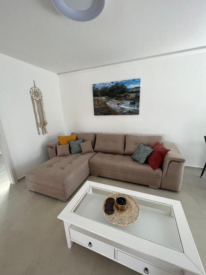 Janhaz Apartman Revfueloep Exterior photo
